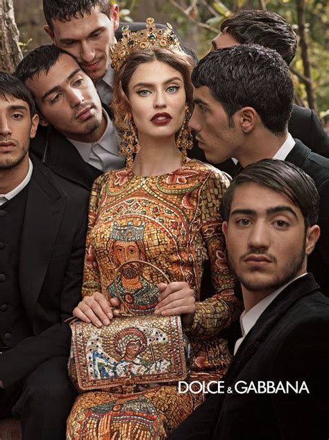 dolce gabbana bianca|dolce e gabbana vestiti.